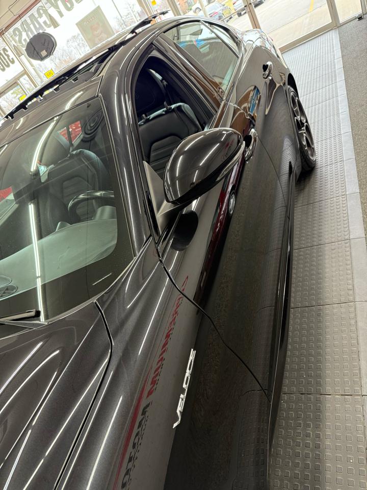 Alfa Romeo Giulia Veloce AWD 2022