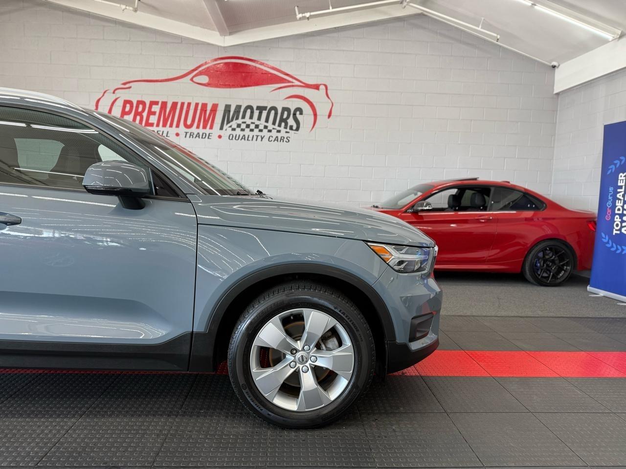 Volvo XC40  2021