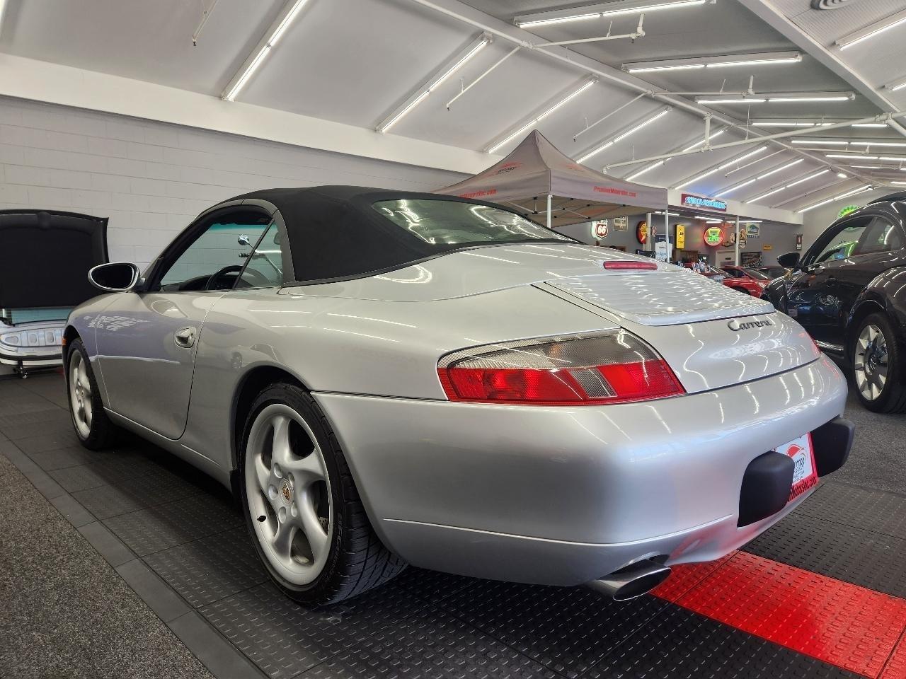 Porsche 911 Carrera 1999