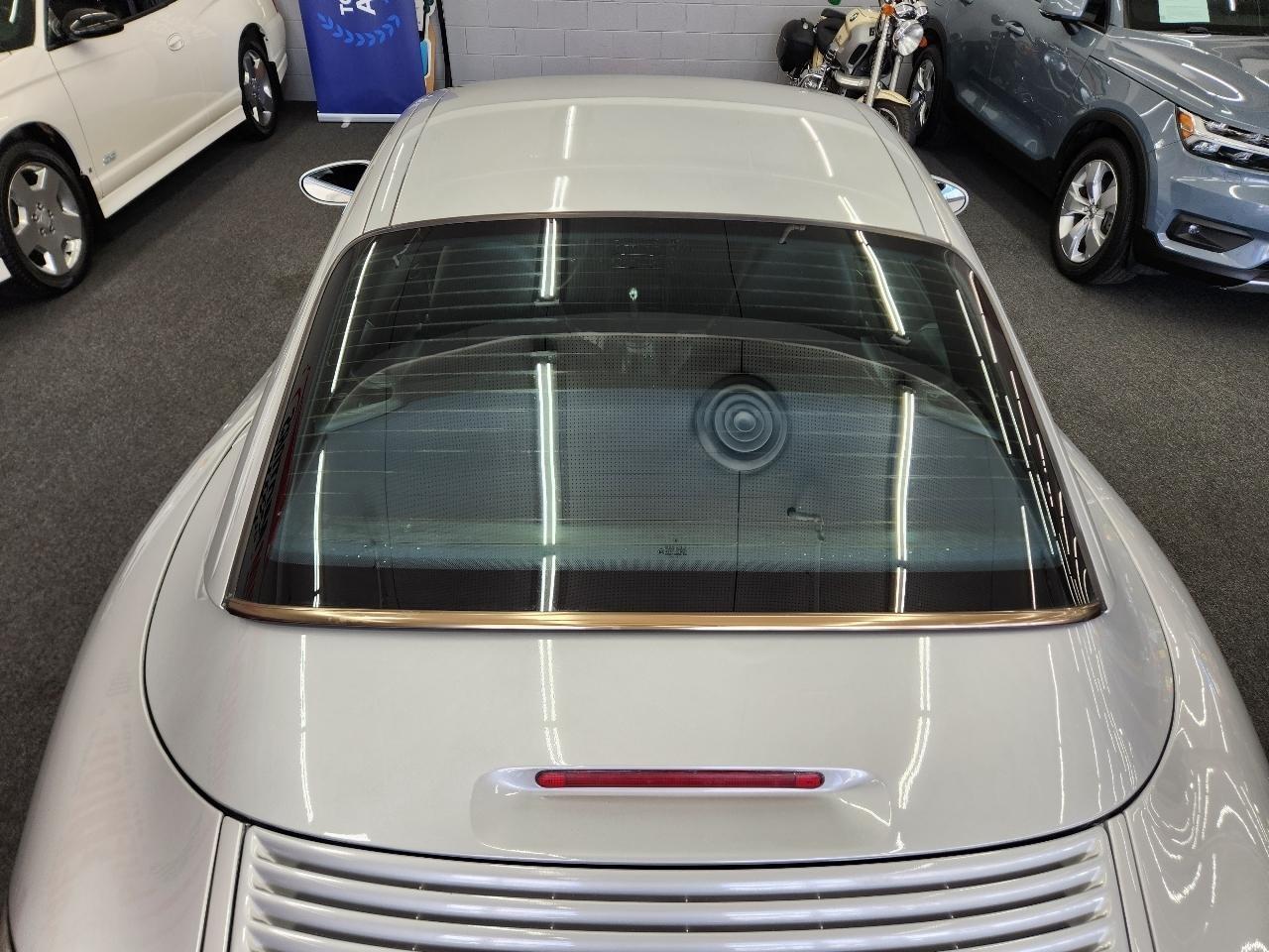 Porsche 911 Carrera 1999