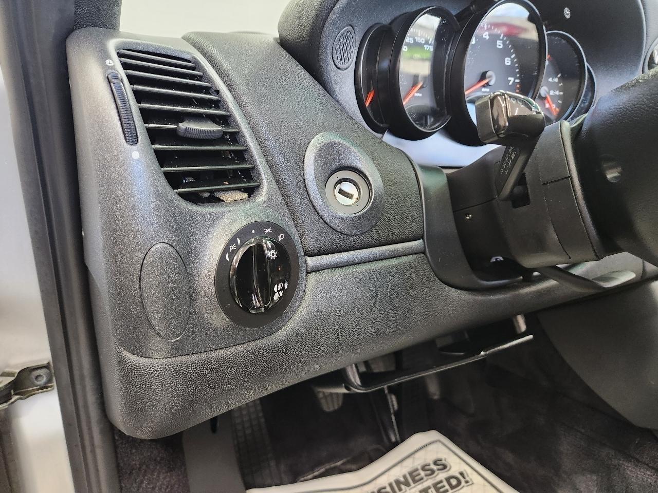Porsche 911 Carrera 1999