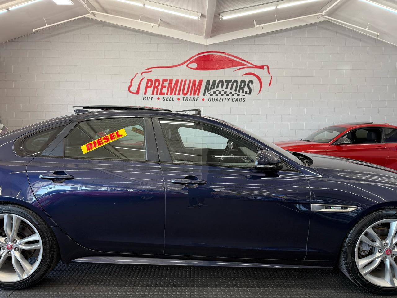 Jaguar XF-Series  2017