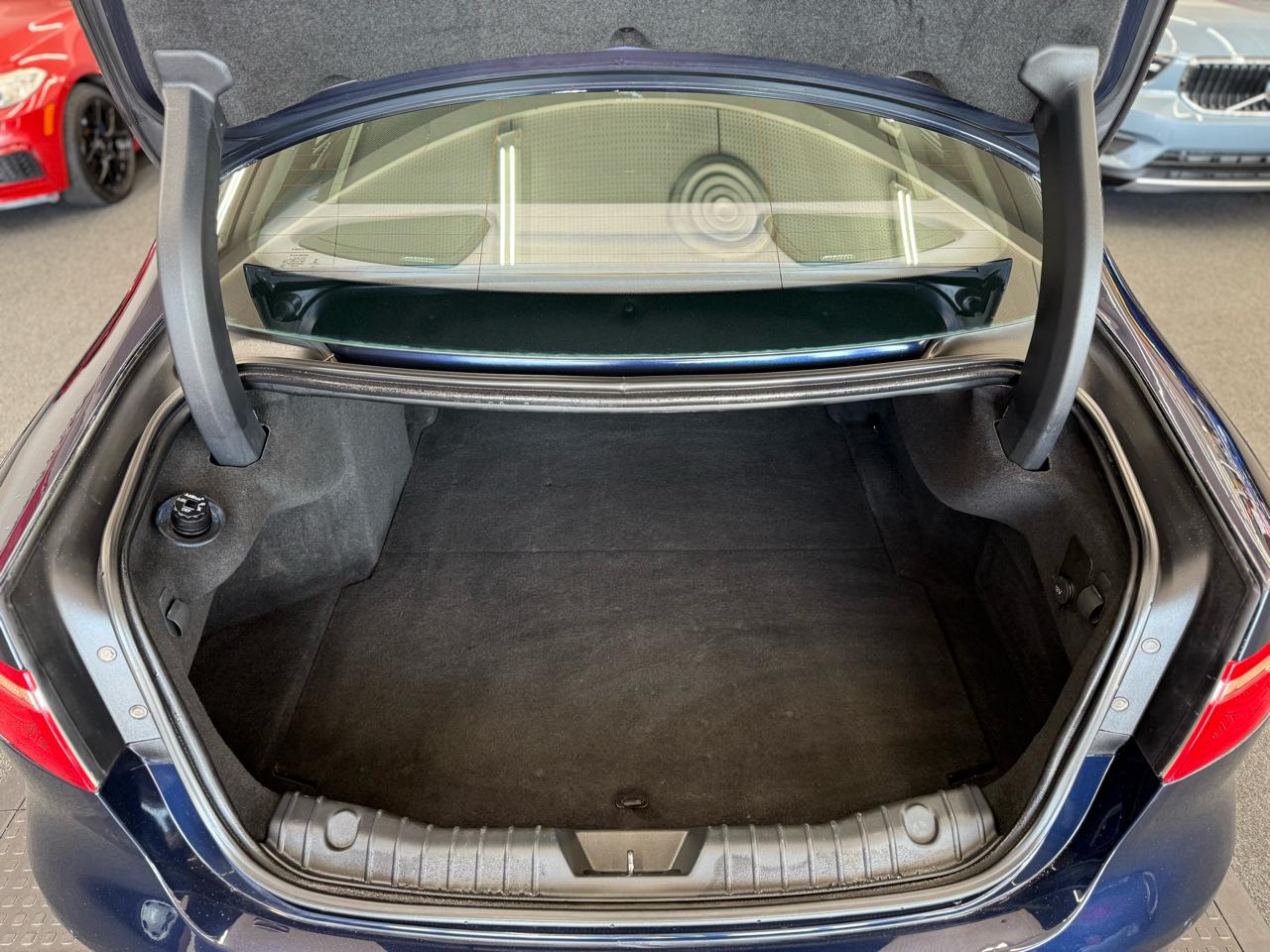 Jaguar XF-Series  2017