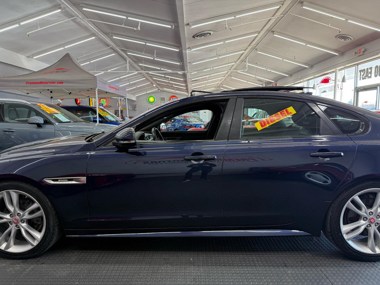 Jaguar XF-Series  2017