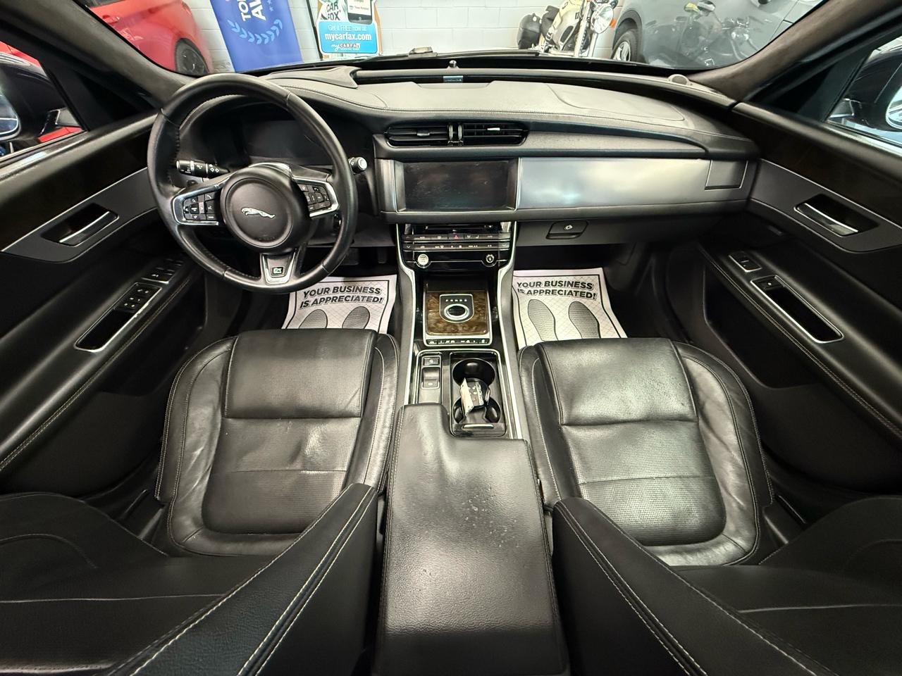 Jaguar XF-Series  2017