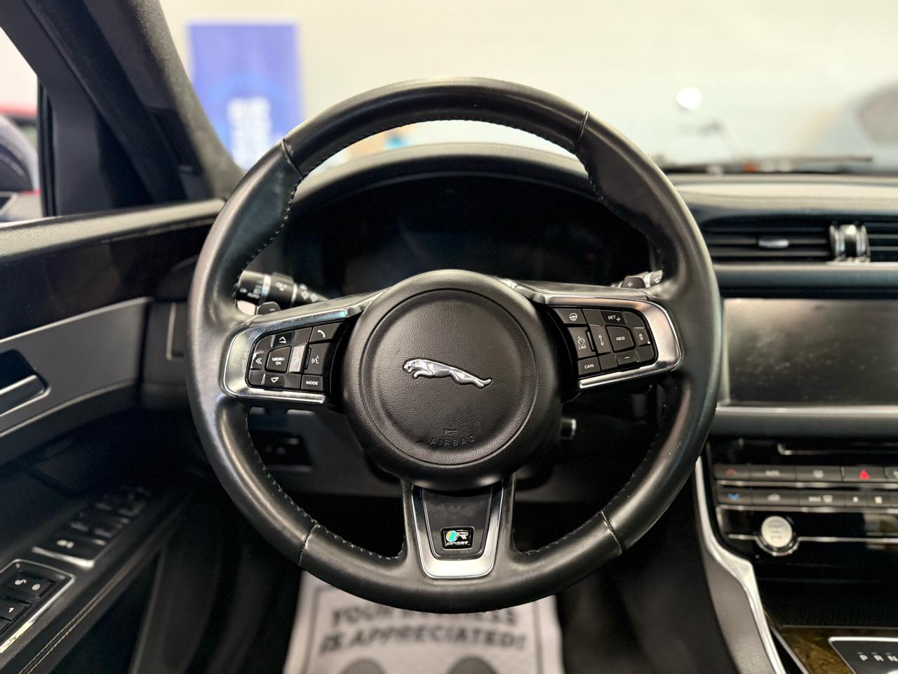 Jaguar XF-Series  2017