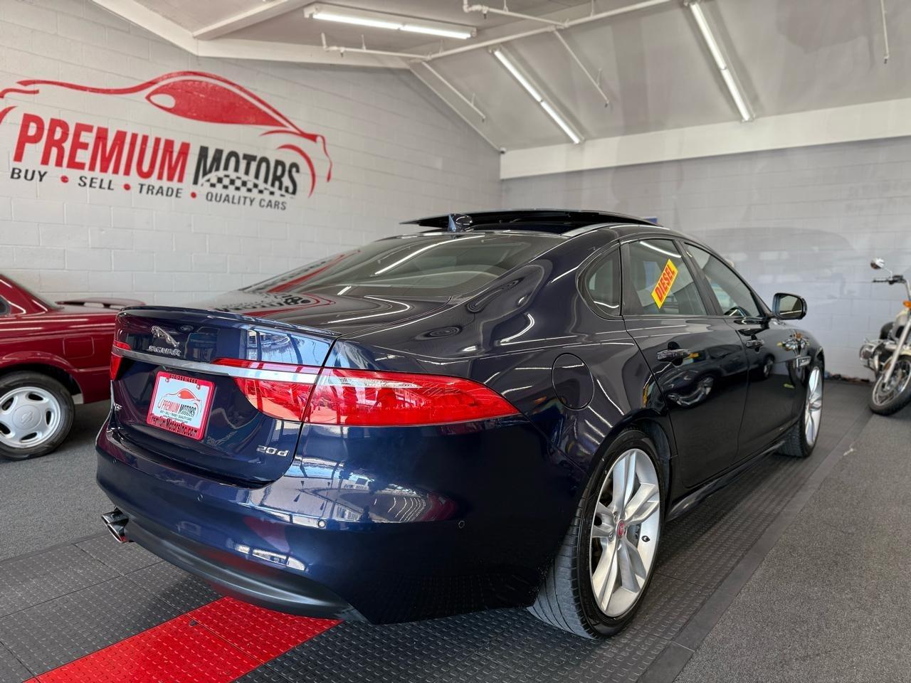 Jaguar XF-Series  2017