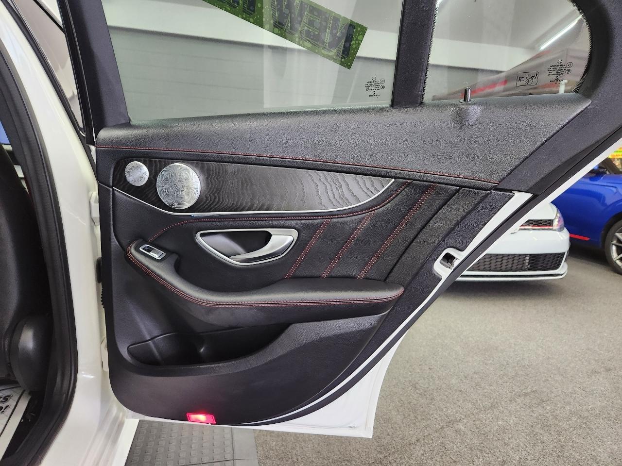 Mercedes-Benz C-Class  2017