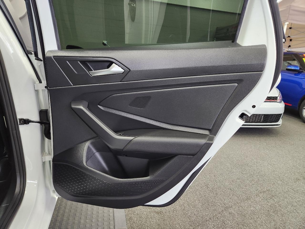 Volkswagen Jetta R-Line Auto 2021