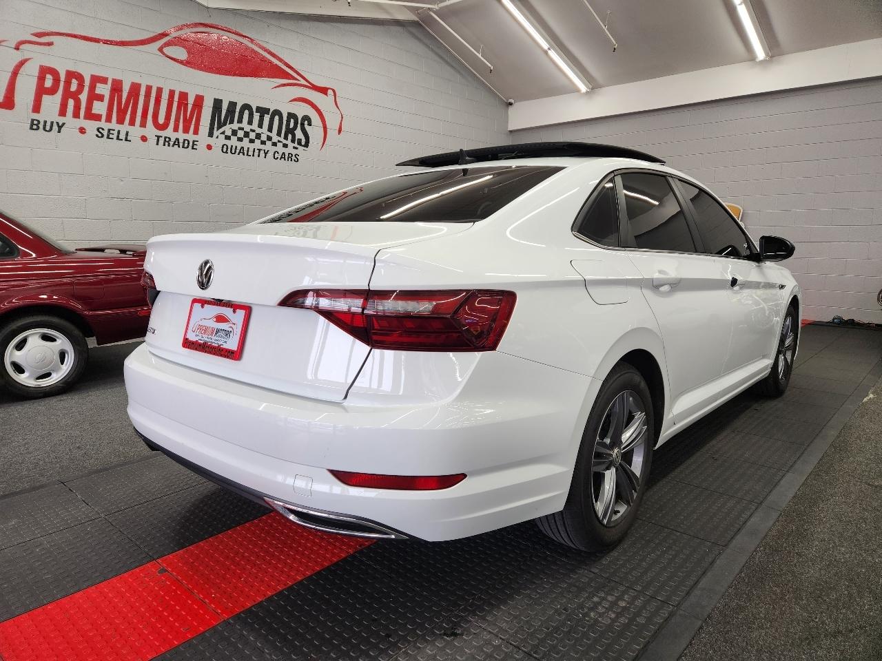 Volkswagen Jetta R-Line Auto 2021