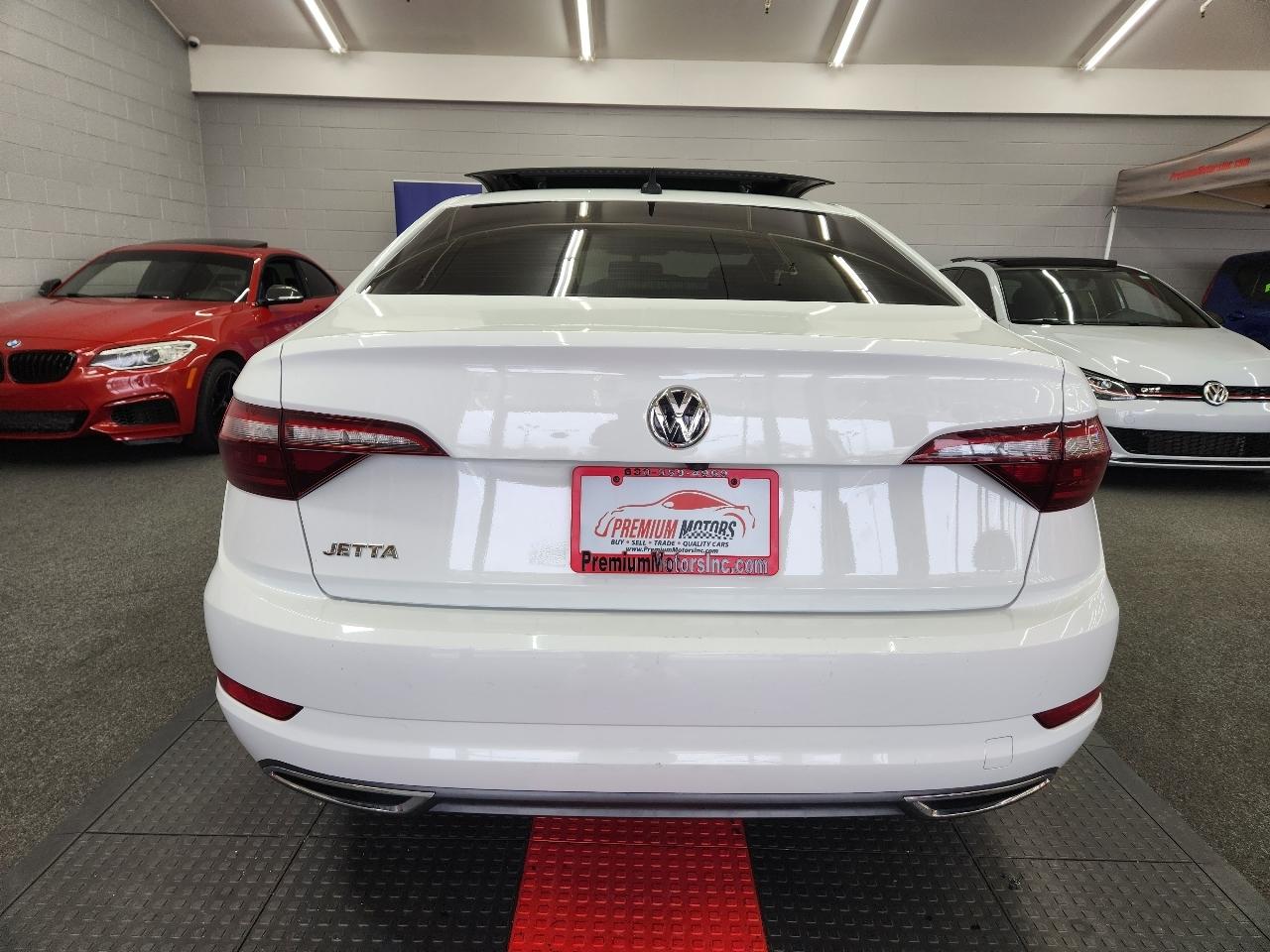 Volkswagen Jetta R-Line Auto 2021