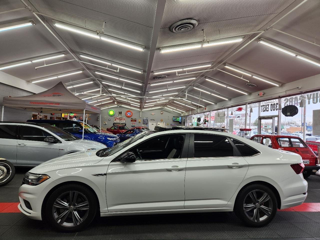 Volkswagen Jetta R-Line Auto 2021