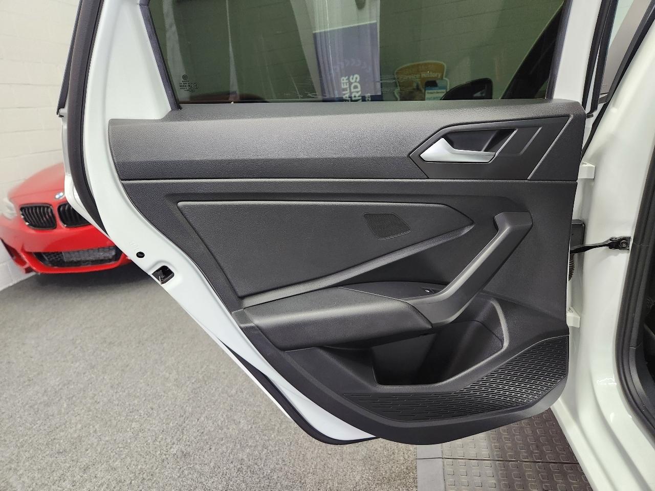 Volkswagen Jetta R-Line Auto 2021