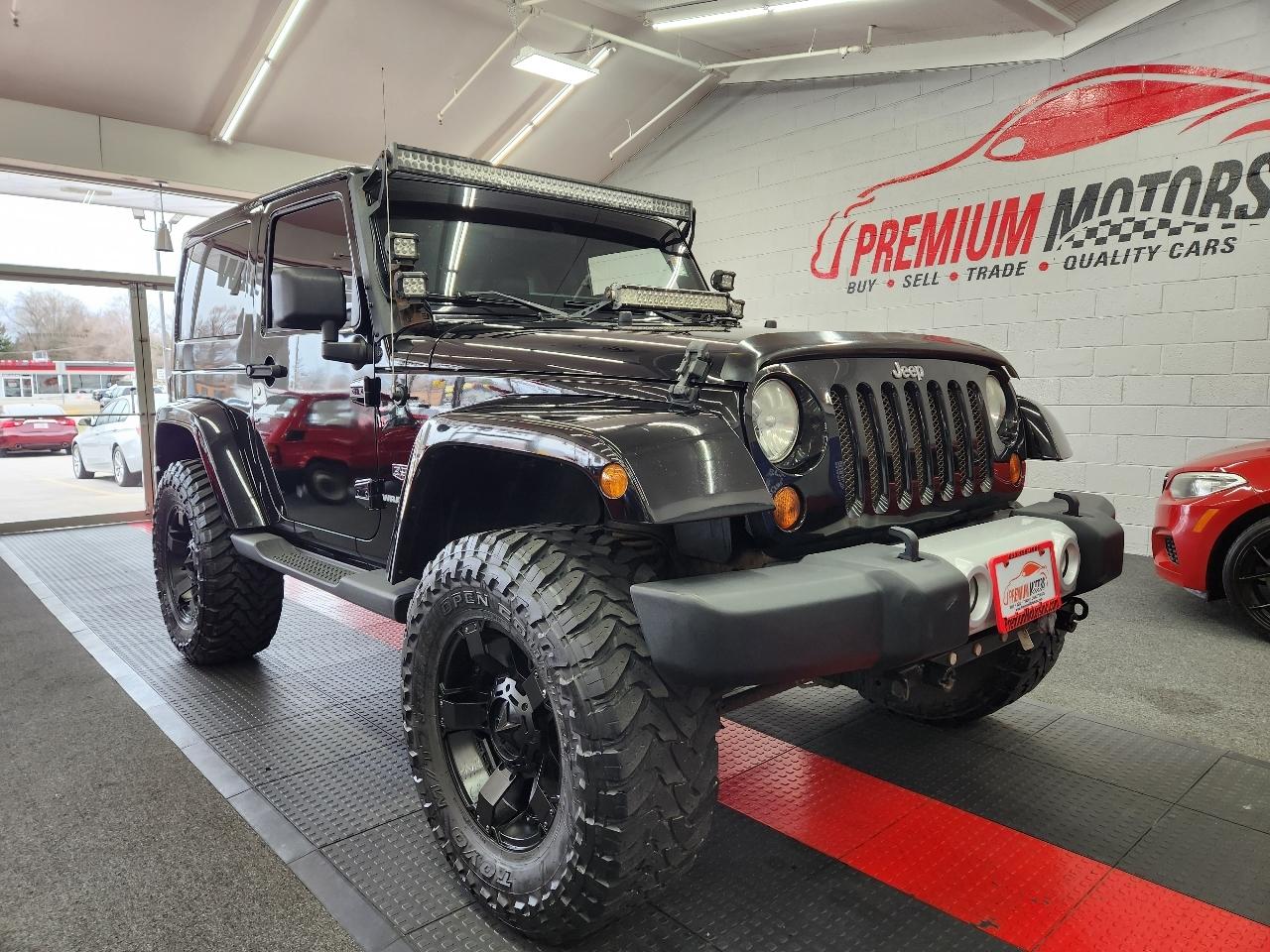 Jeep Wrangler  2011