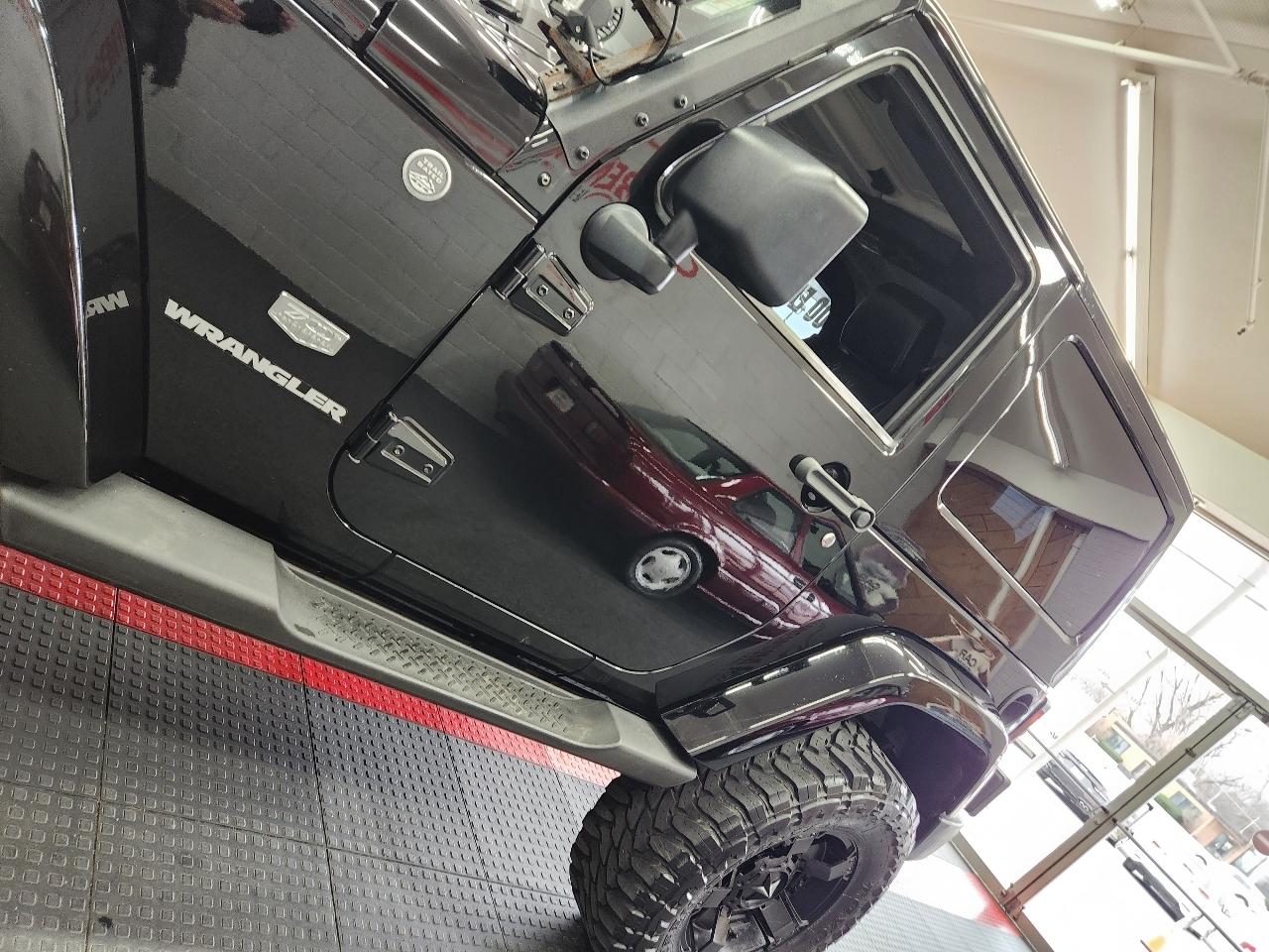 Jeep Wrangler  2011