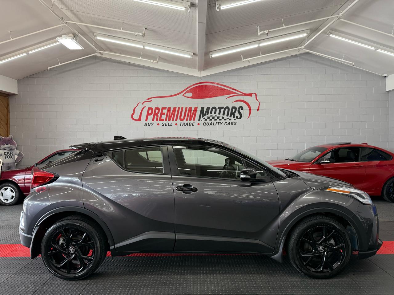 Toyota C-HR Nightshade FWD (Natl) 2021
