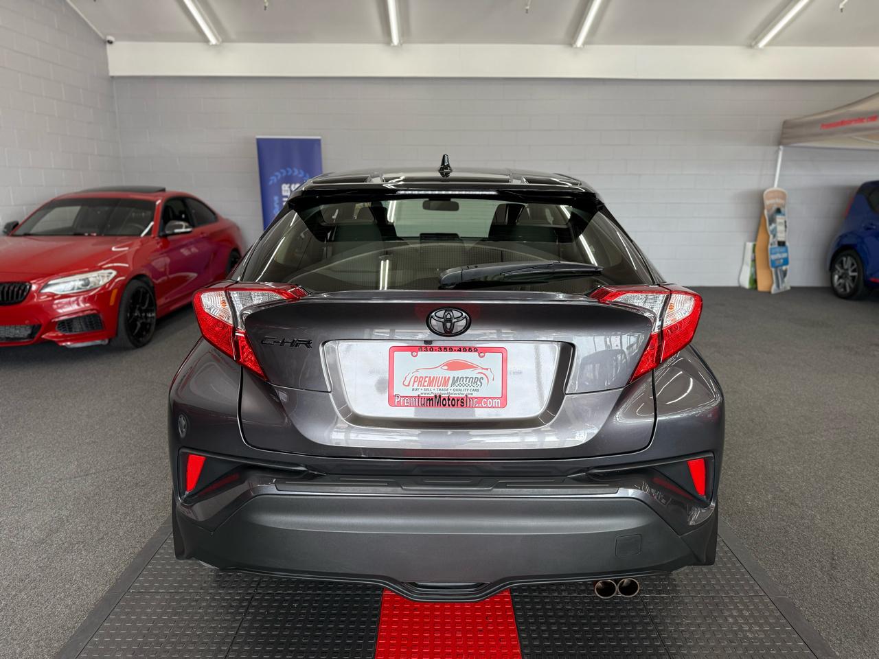 Toyota C-HR Nightshade FWD (Natl) 2021