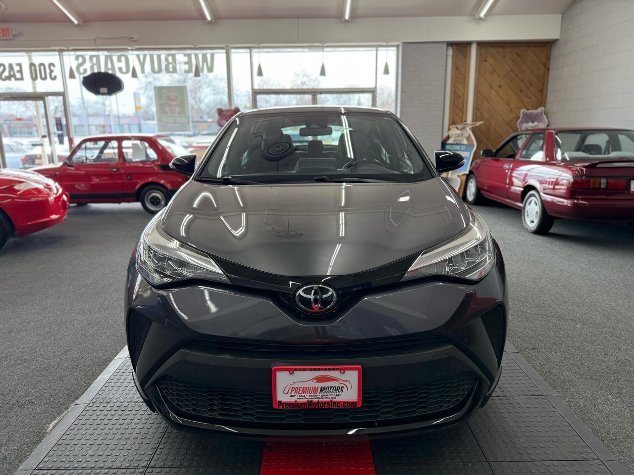 Toyota C-HR Nightshade FWD (Natl) 2021