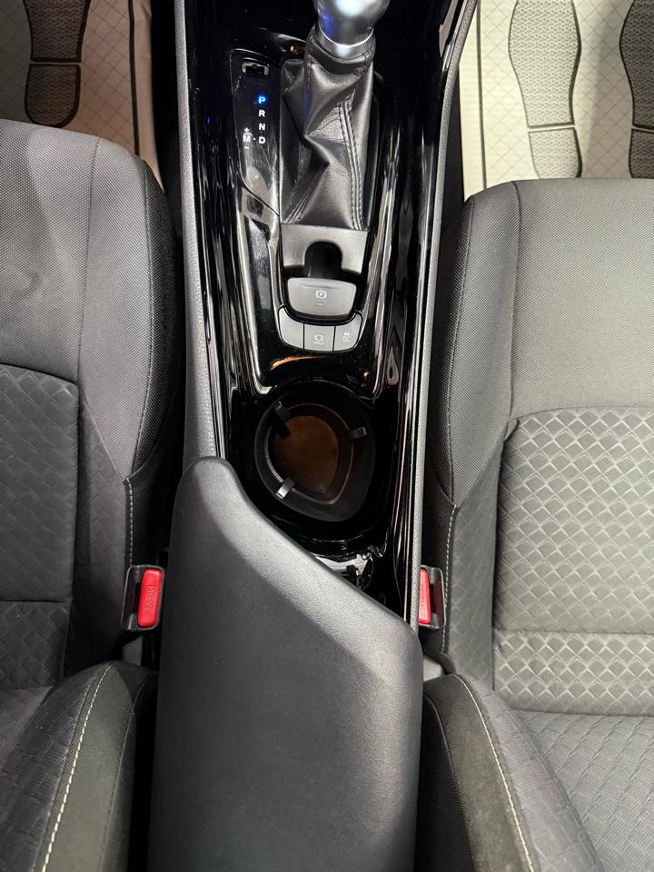 Toyota C-HR Nightshade FWD (Natl) 2021