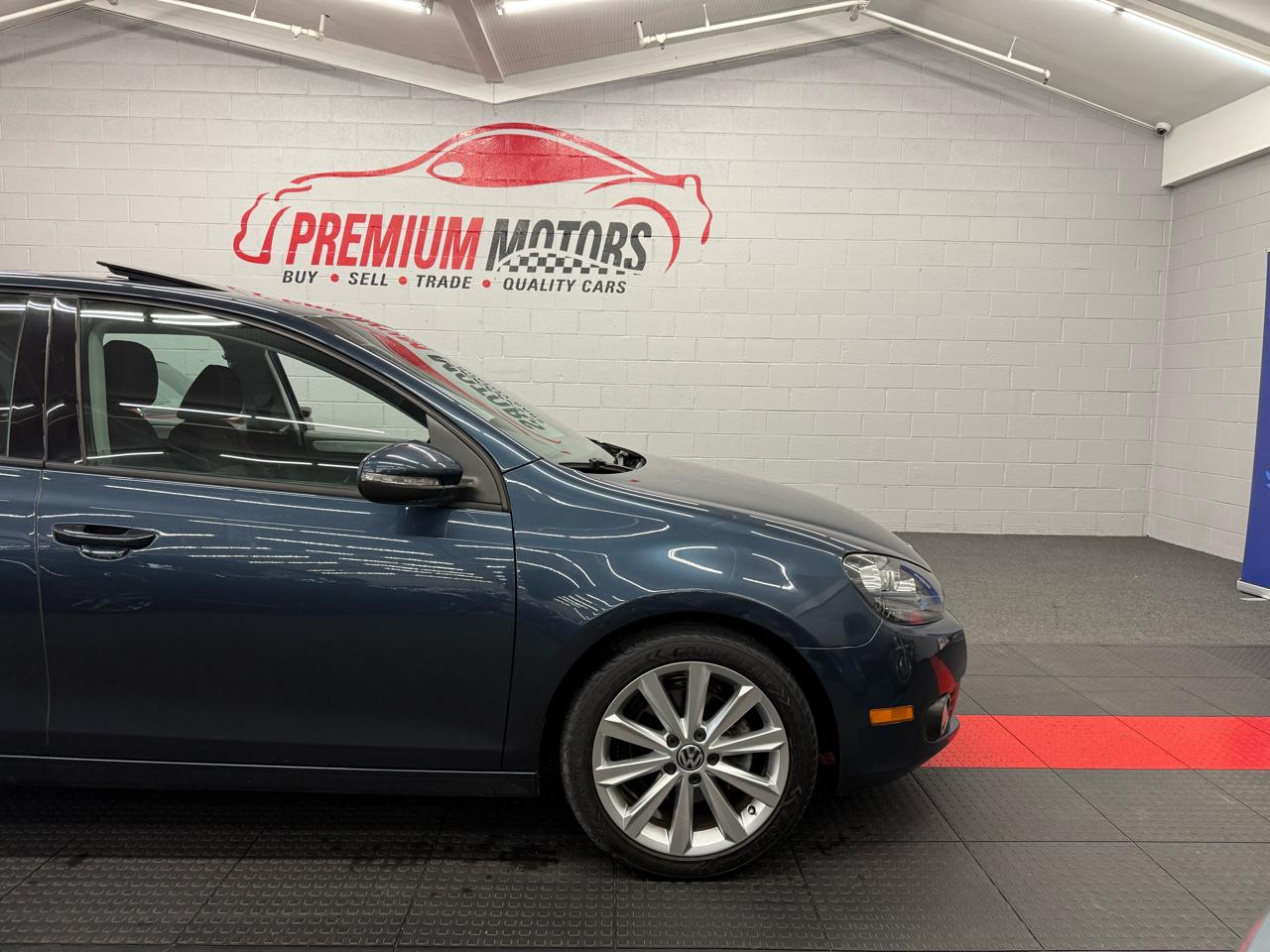 Volkswagen Golf 2.0L 4-Door TDI 2014