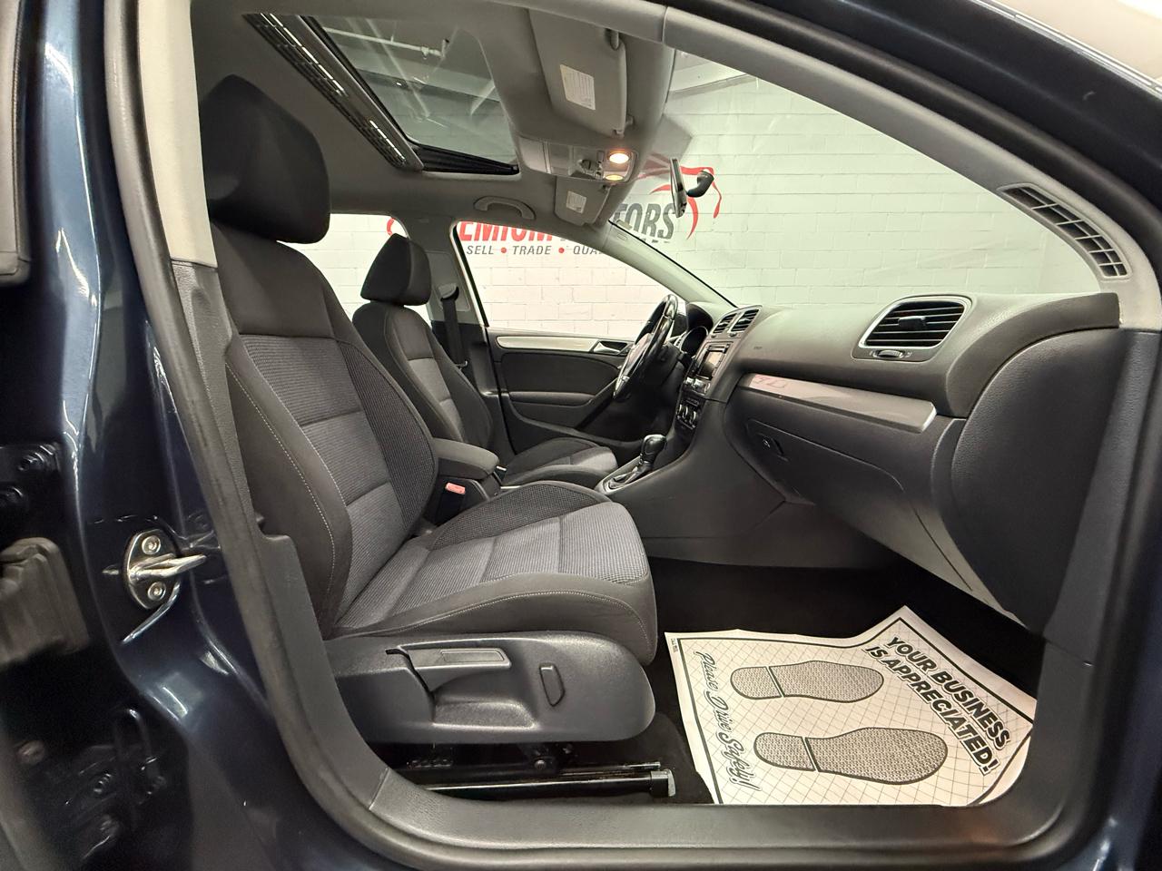 Volkswagen Golf 2.0L 4-Door TDI 2014