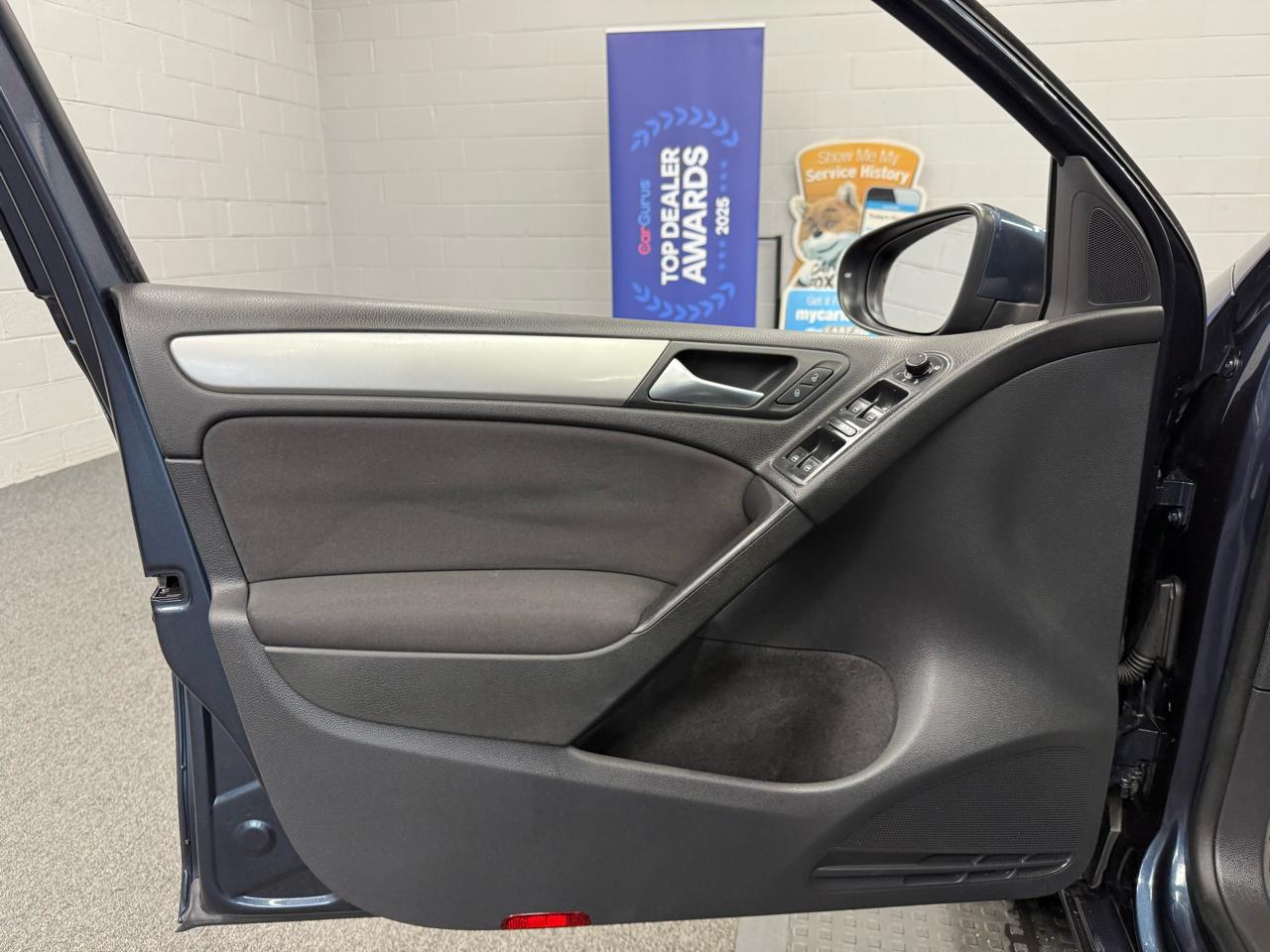 Volkswagen Golf 2.0L 4-Door TDI 2014