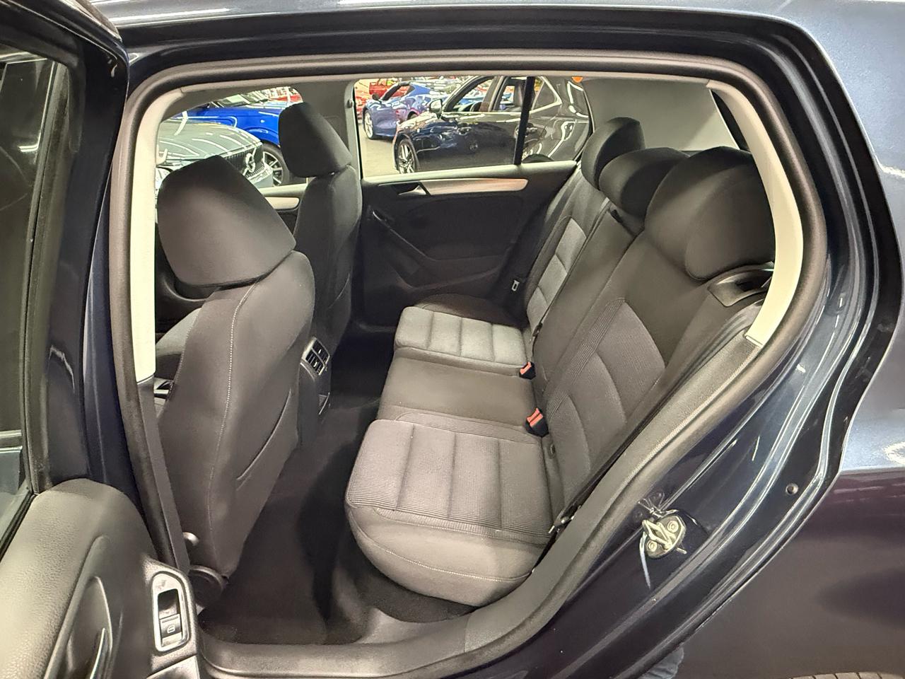 Volkswagen Golf 2.0L 4-Door TDI 2014