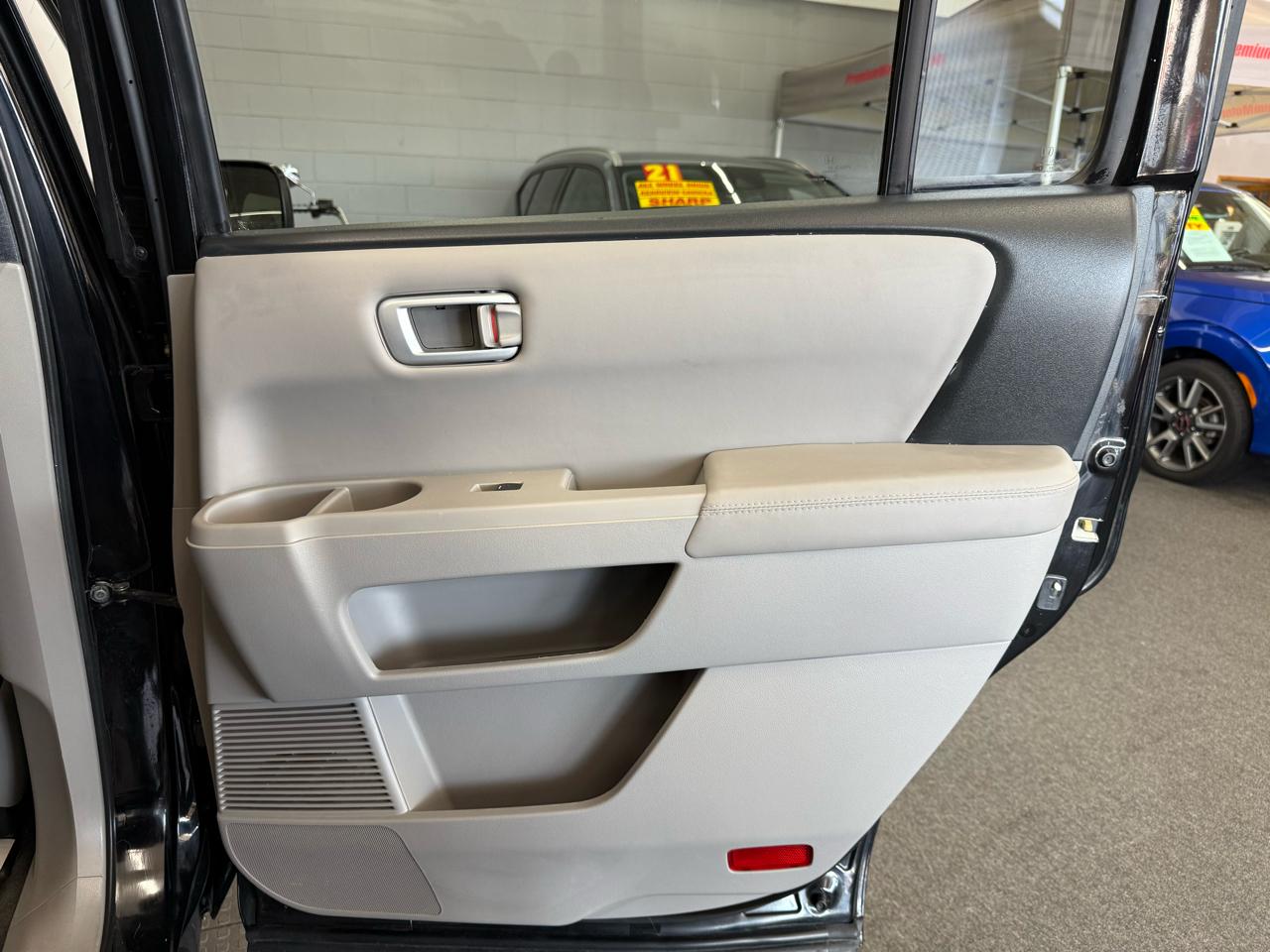 Honda Pilot EX-L 4WD w/ DVD 2012