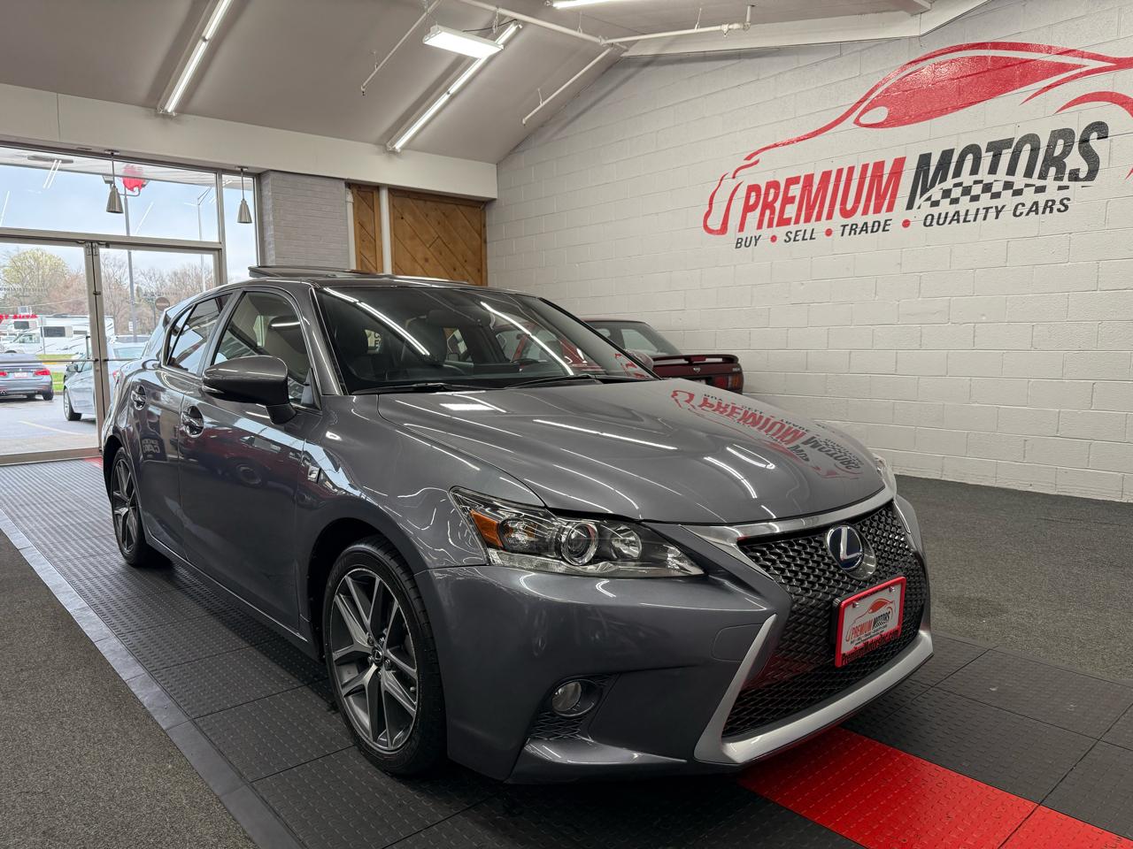 Lexus CT 200h  2015