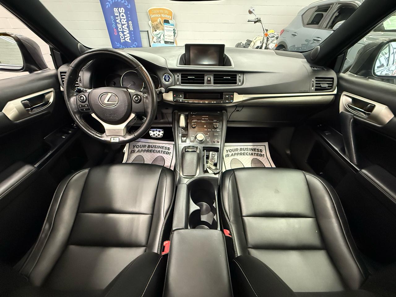 Lexus CT 200h  2015