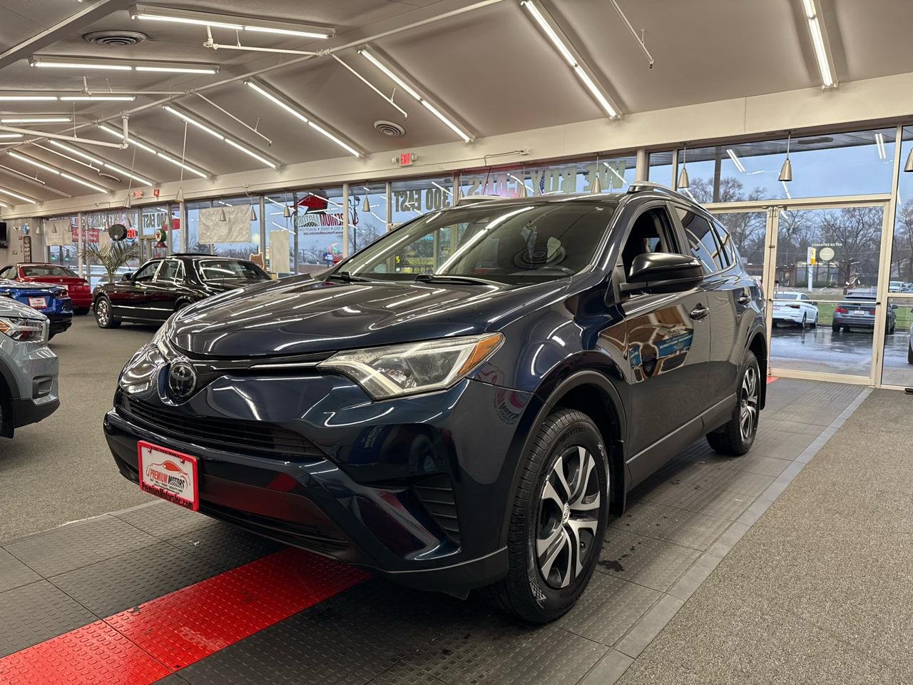 Toyota RAV4 LE 2018