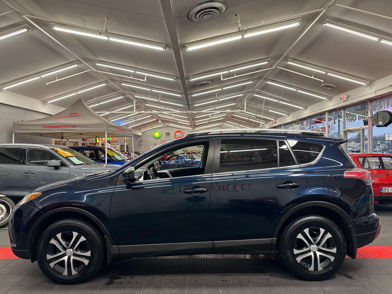 Toyota RAV4 LE 2018