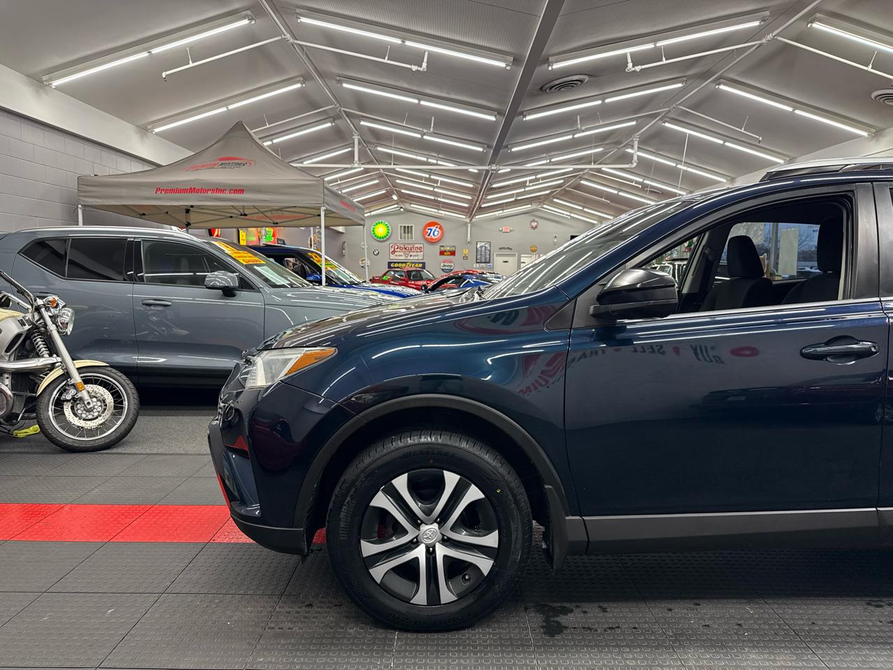 Toyota RAV4 LE 2018