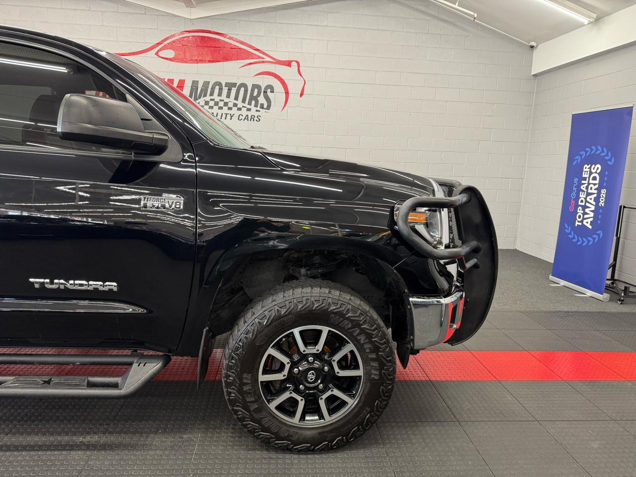 Toyota Tundra TRD Pro Crew Max 4WD 5.7L V8 2020