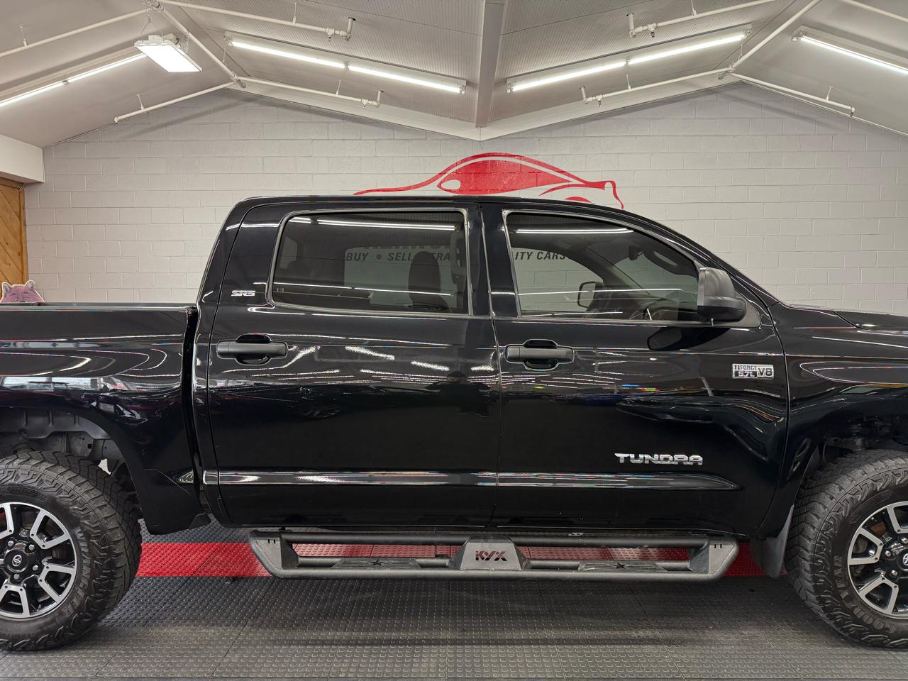 Toyota Tundra TRD Pro Crew Max 4WD 5.7L V8 2020