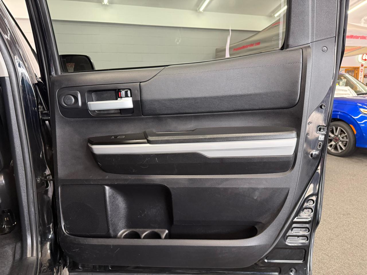 Toyota Tundra TRD Pro Crew Max 4WD 5.7L V8 2020