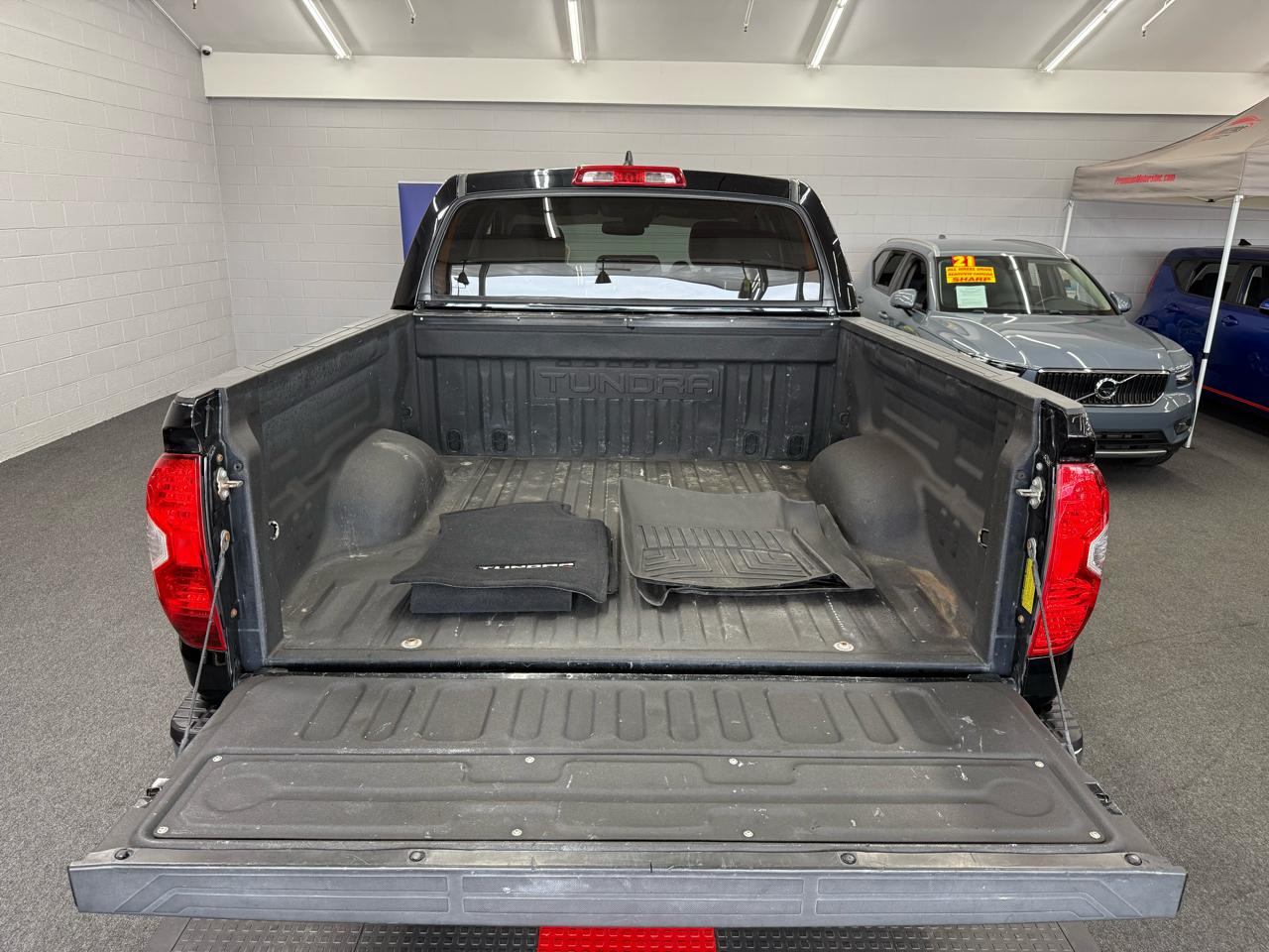 Toyota Tundra TRD Pro Crew Max 4WD 5.7L V8 2020