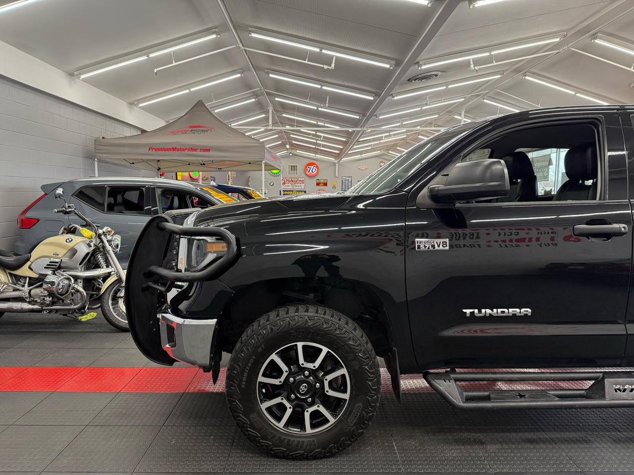 Toyota Tundra TRD Pro Crew Max 4WD 5.7L V8 2020