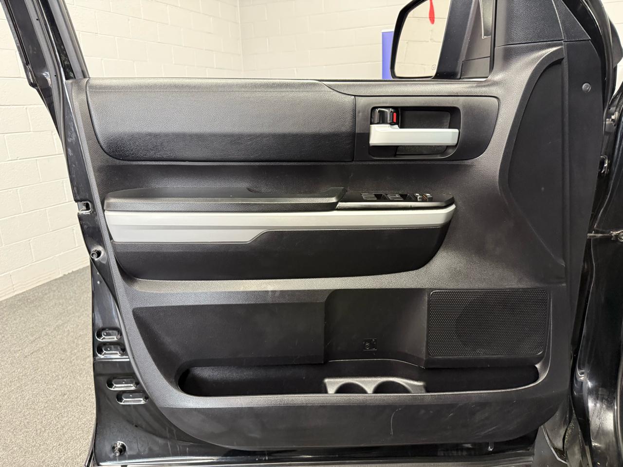 Toyota Tundra TRD Pro Crew Max 4WD 5.7L V8 2020