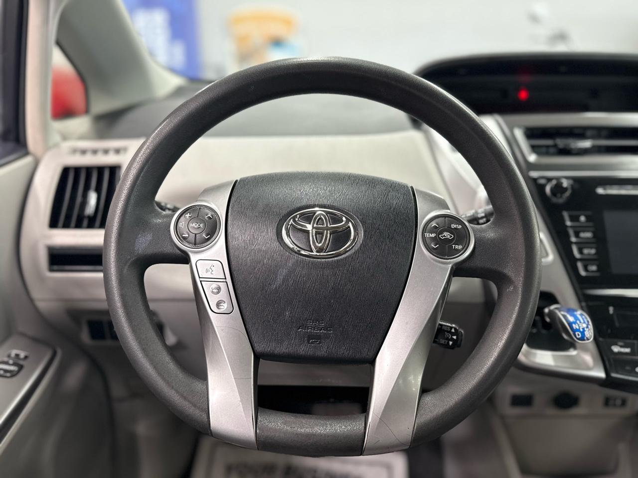 Toyota Prius V 5dr Wgn Five (Natl) 2016