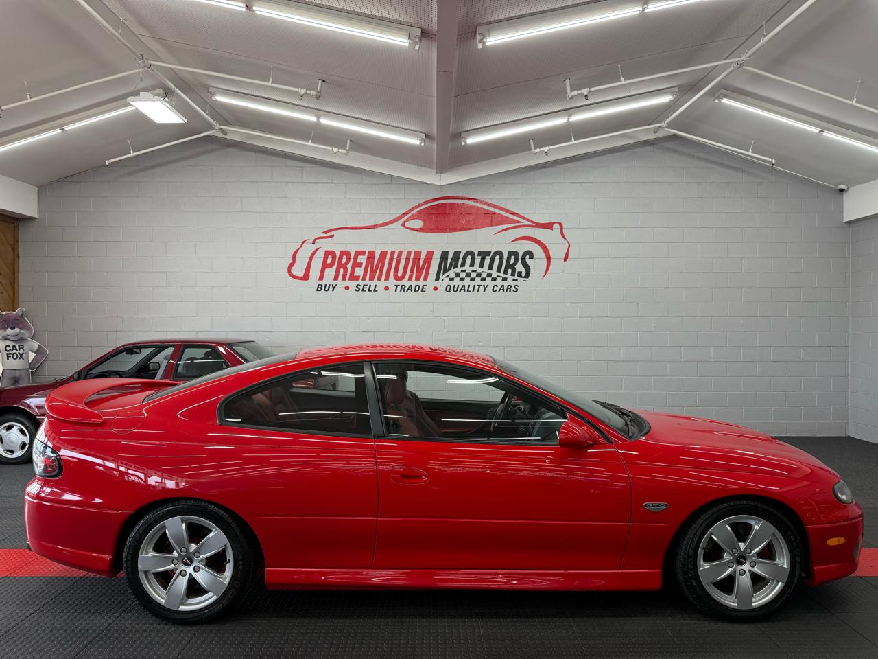 Pontiac GTO 2D Coupe 2006