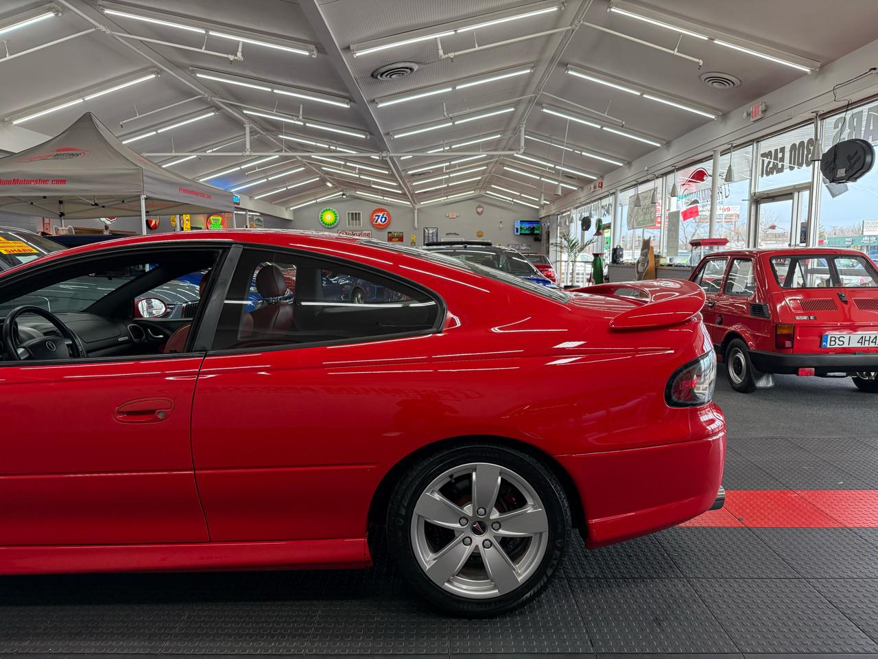 Pontiac GTO 2D Coupe 2006