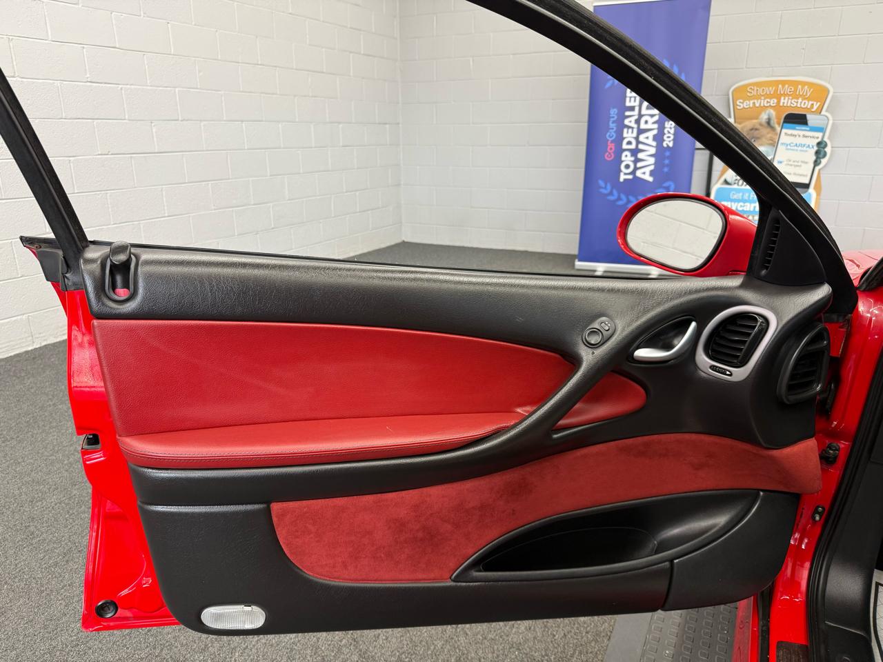 Pontiac GTO 2D Coupe 2006