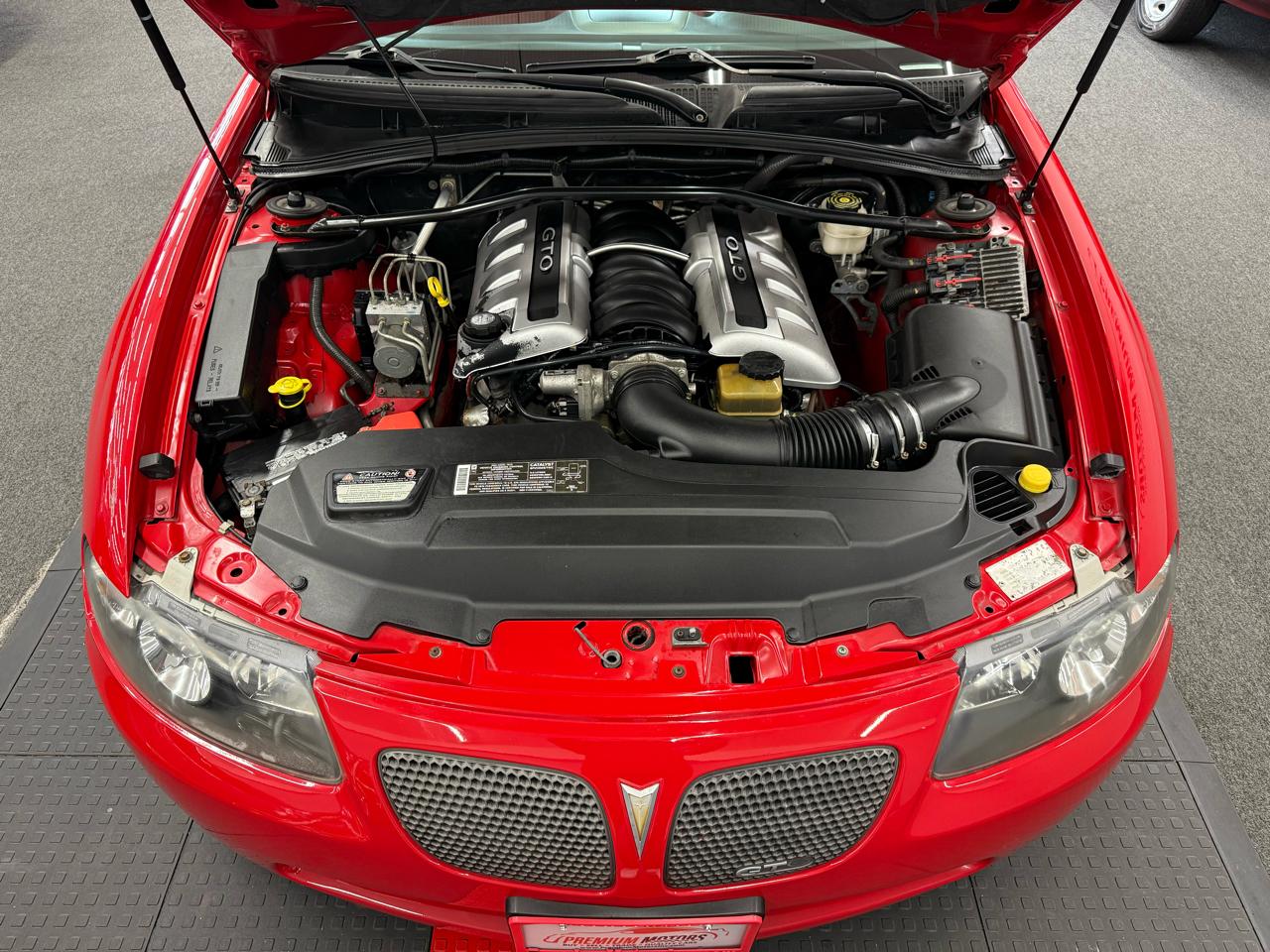 Pontiac GTO 2D Coupe 2006