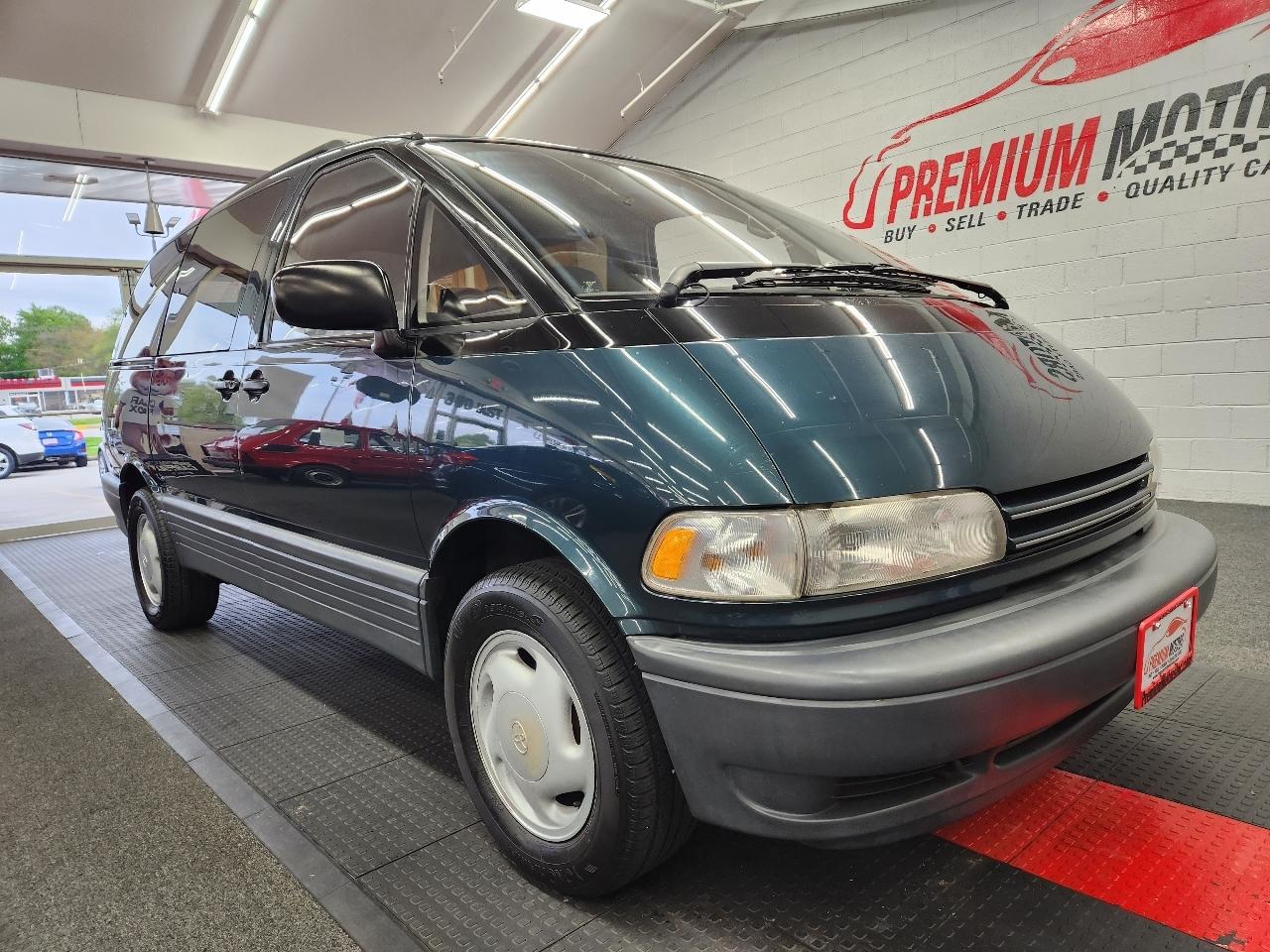 Toyota Previa LE 1997