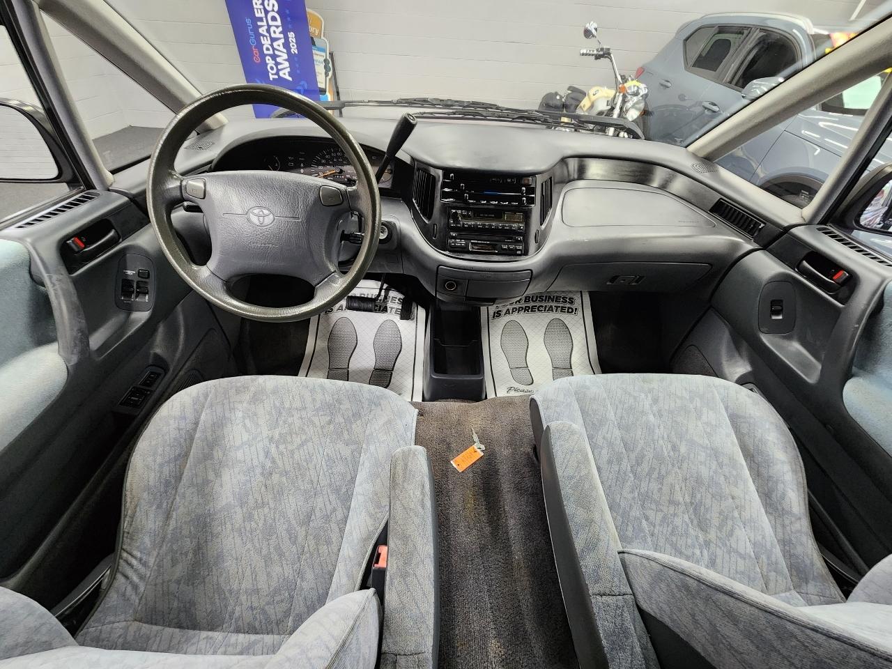 Toyota Previa LE 1997