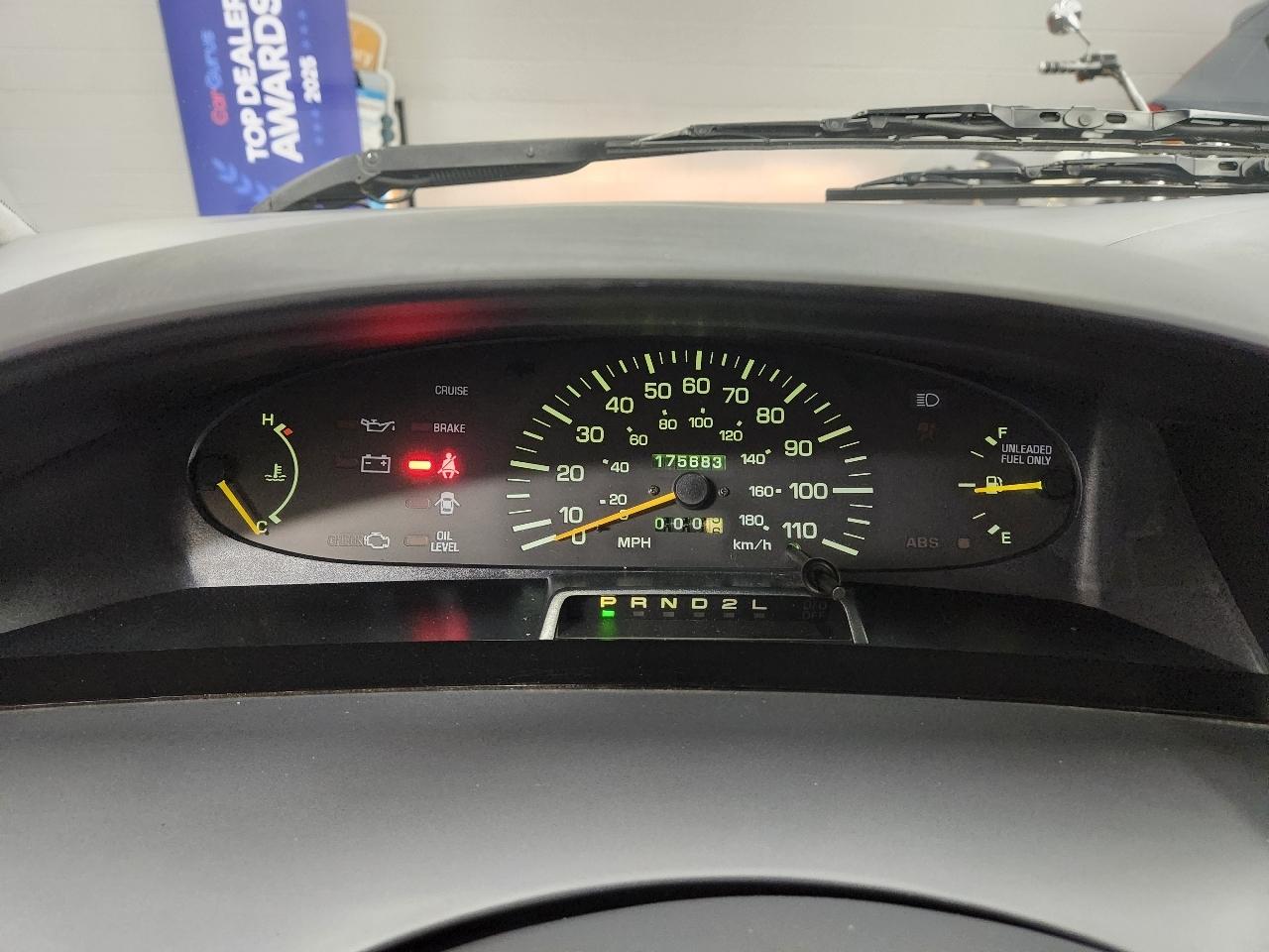 Toyota Previa LE 1997