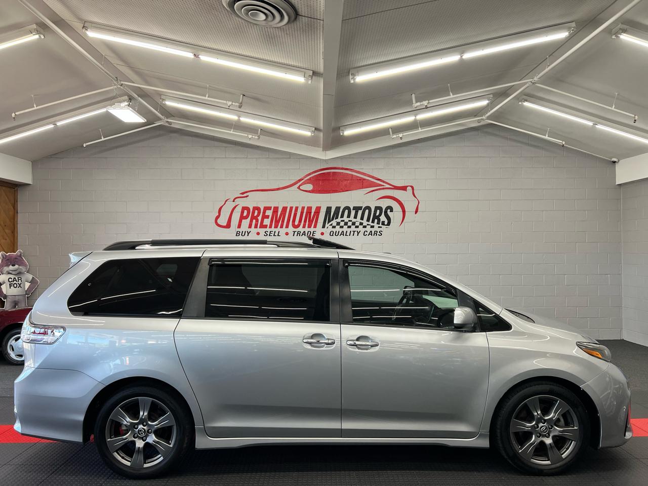 Toyota Sienna  2018