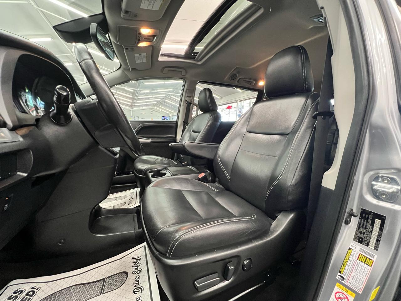 Toyota Sienna  2018