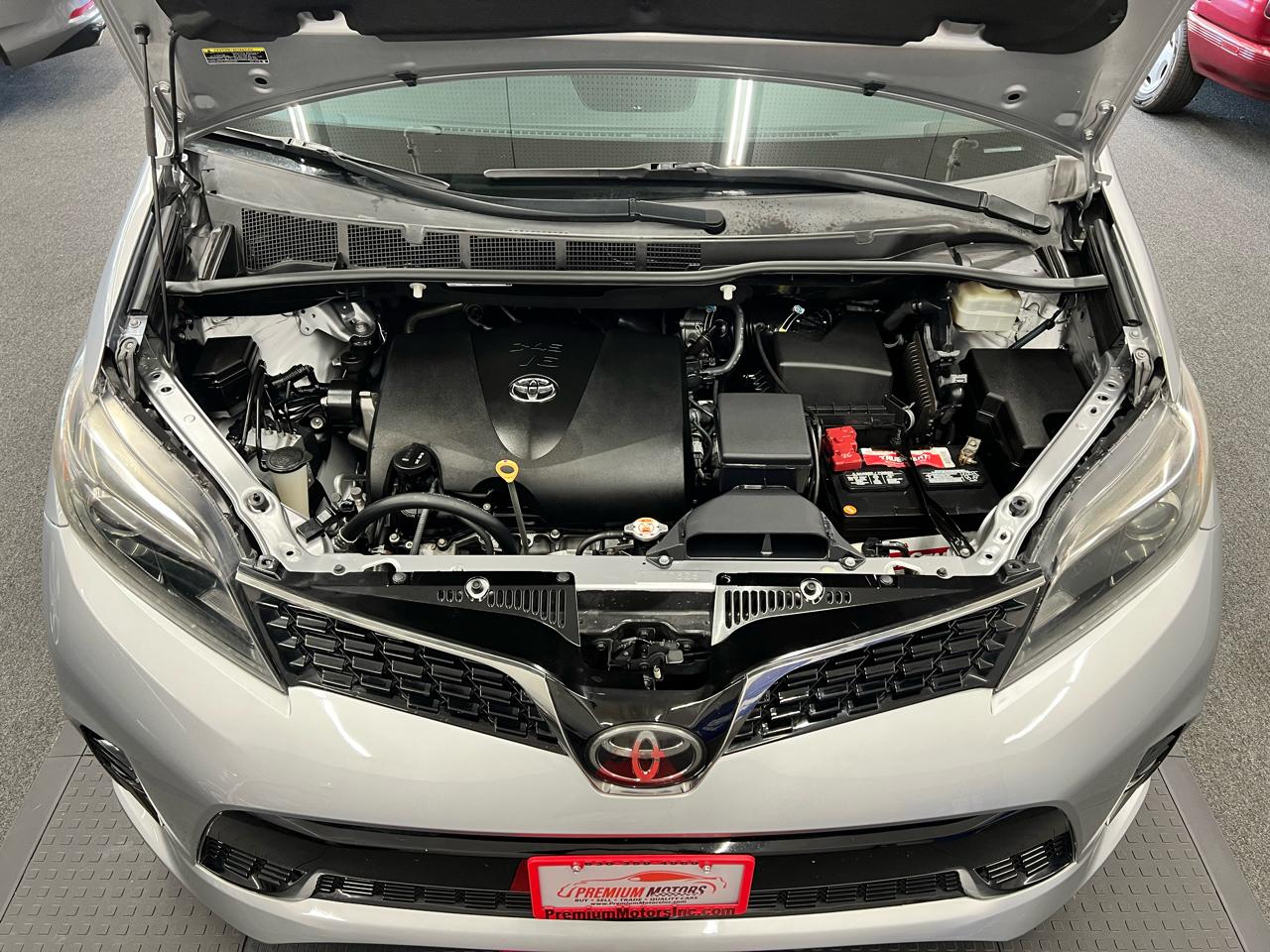 Toyota Sienna  2018